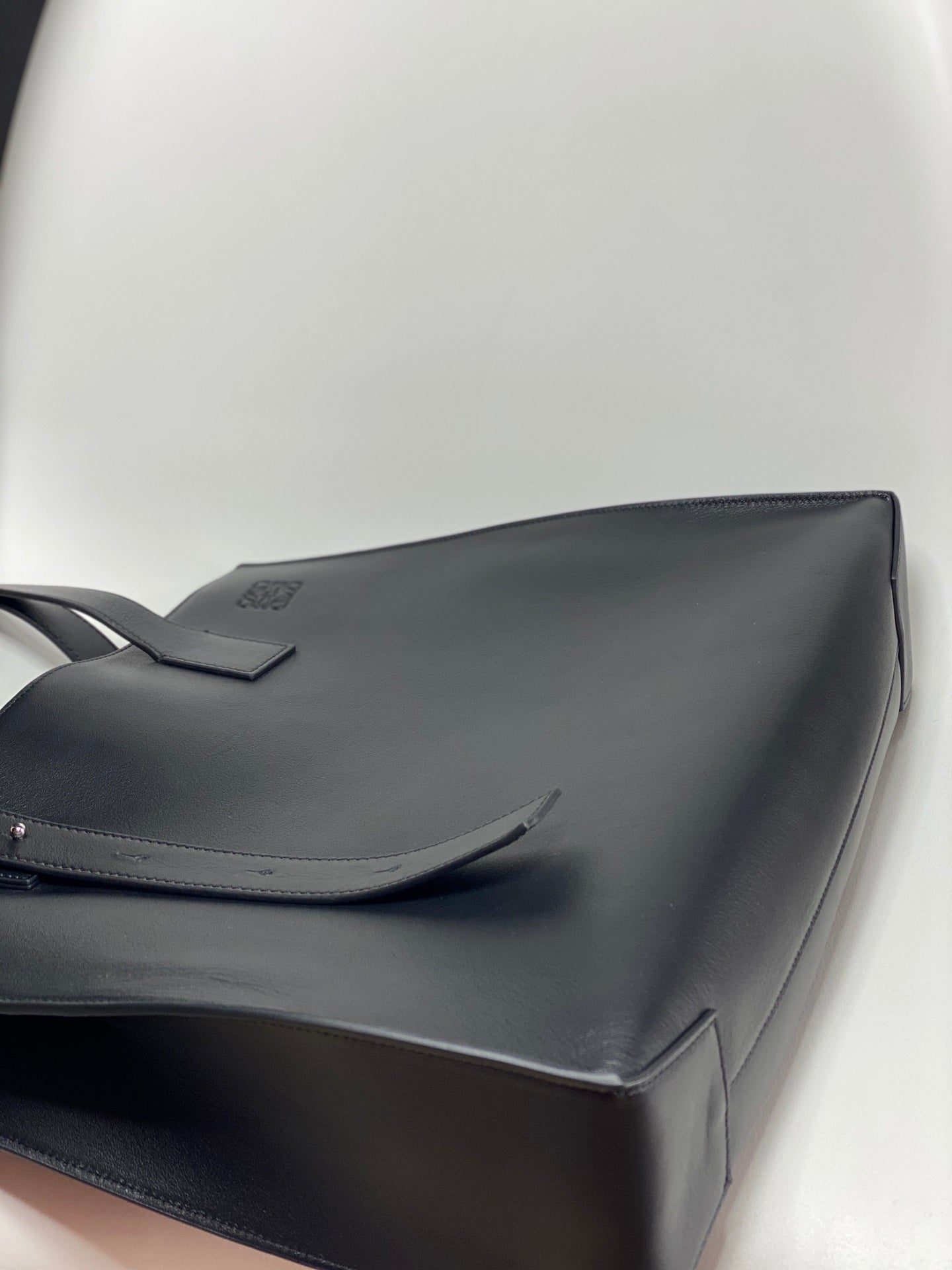 羅L威-Buckle Horizontal Tote 手袋