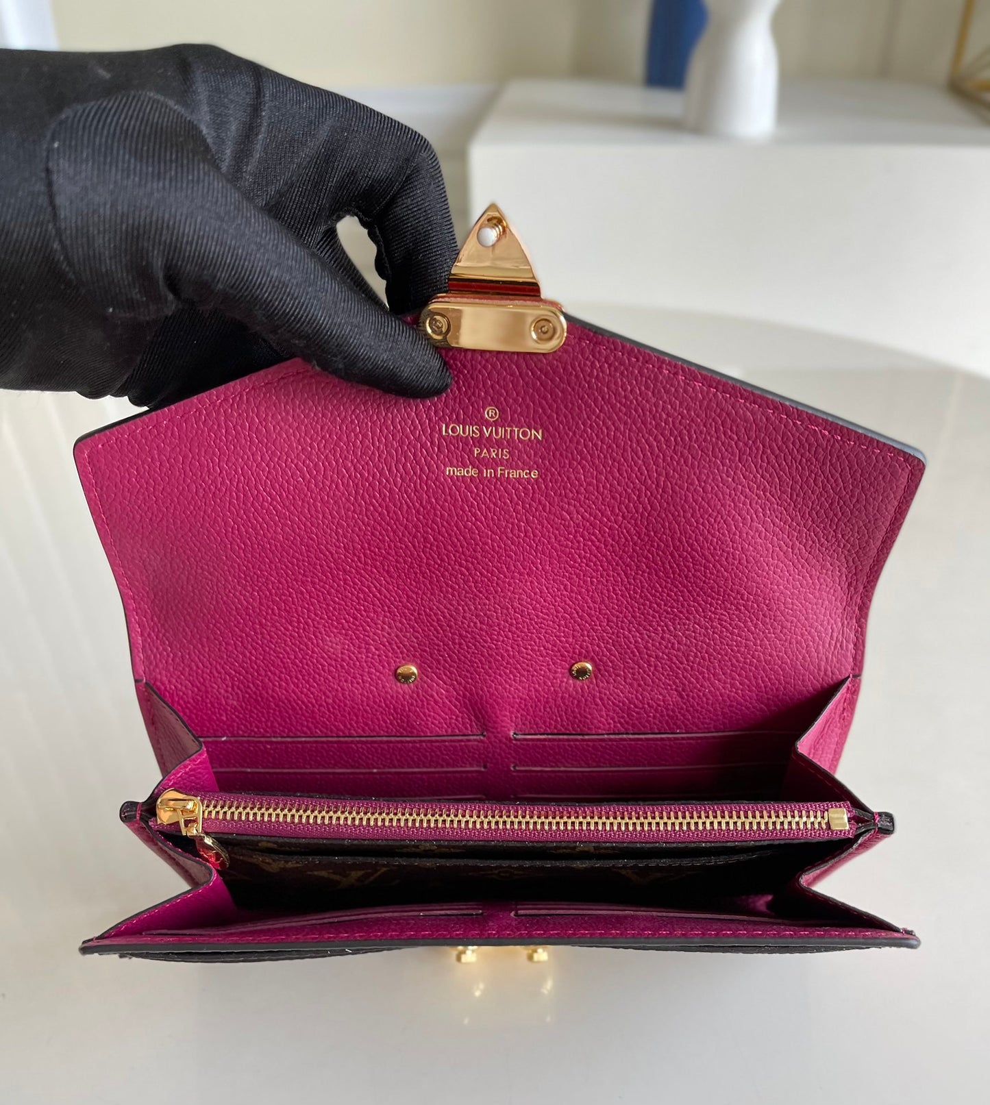 LV M56241 葡萄紫老花 信封式Pallas錢夾