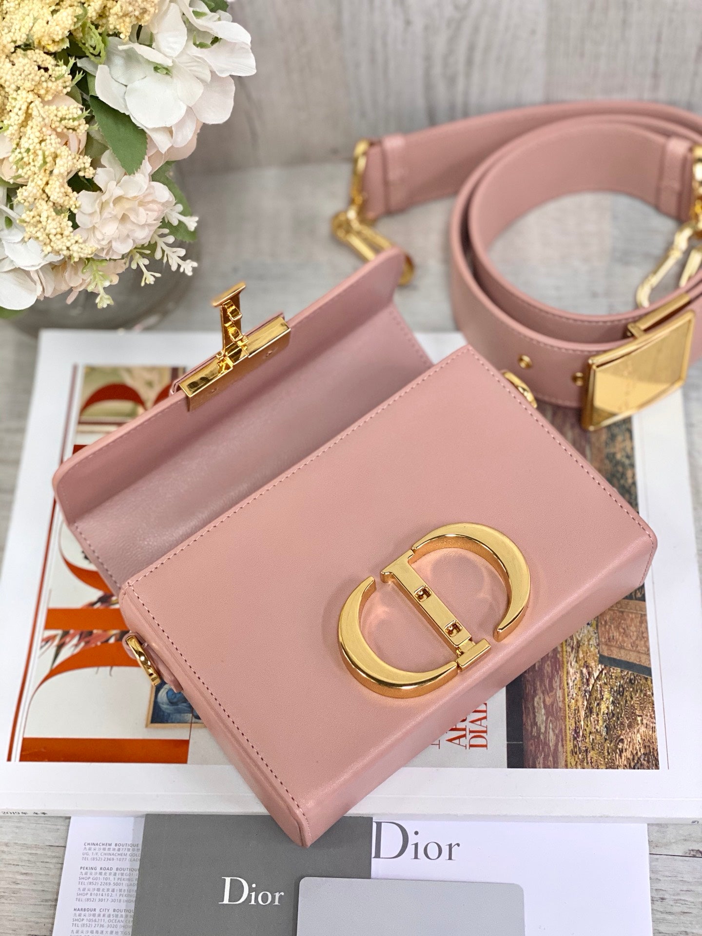 Dior 蒙田 Mini Box-牛皮平紋-金扣-17.5cm-粉色