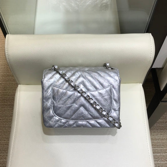 小香家-2018春夏 褶皺紋金屬皮 牛皮 CF包 17cm