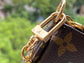 LV M58009 箱子絲印 Mini Pochette Accessoires