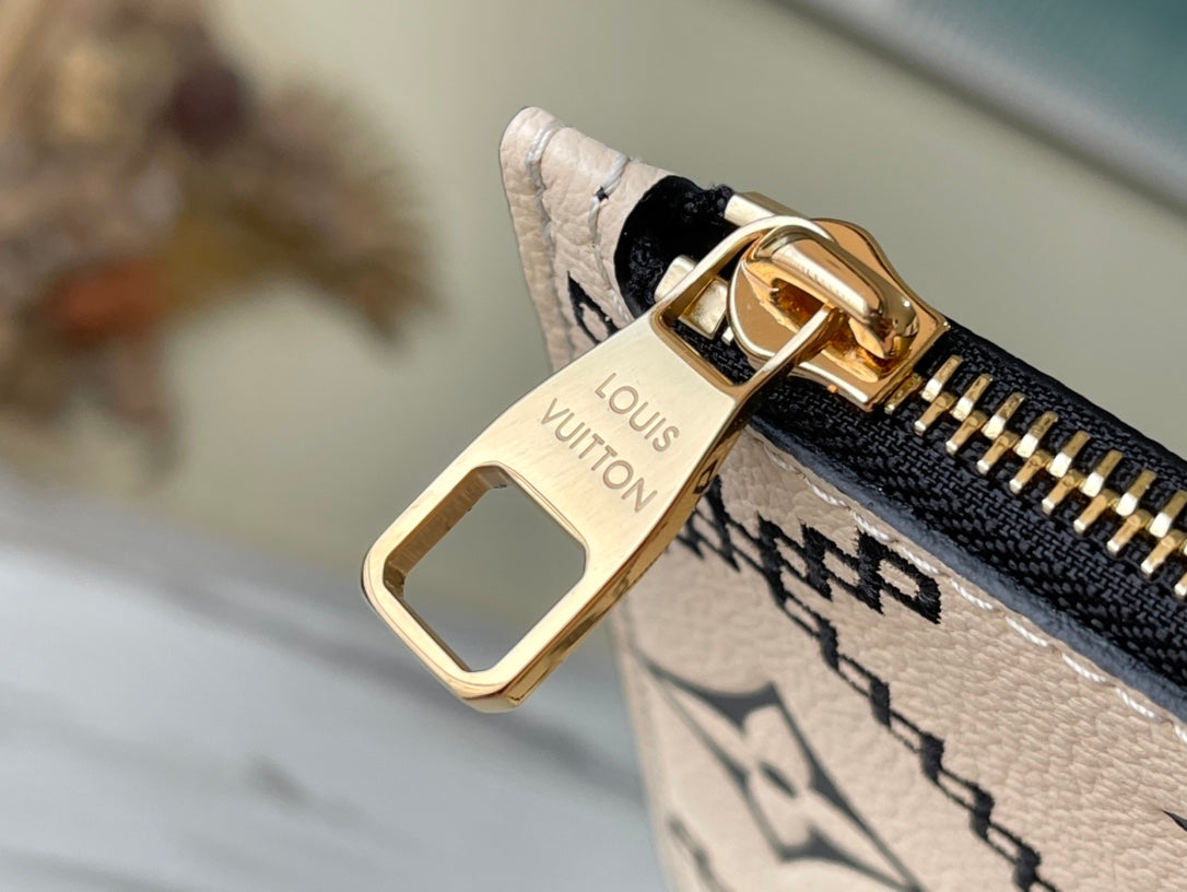 M46039 路L家-2022 春季系列 Neverfull 手袋 奶白色