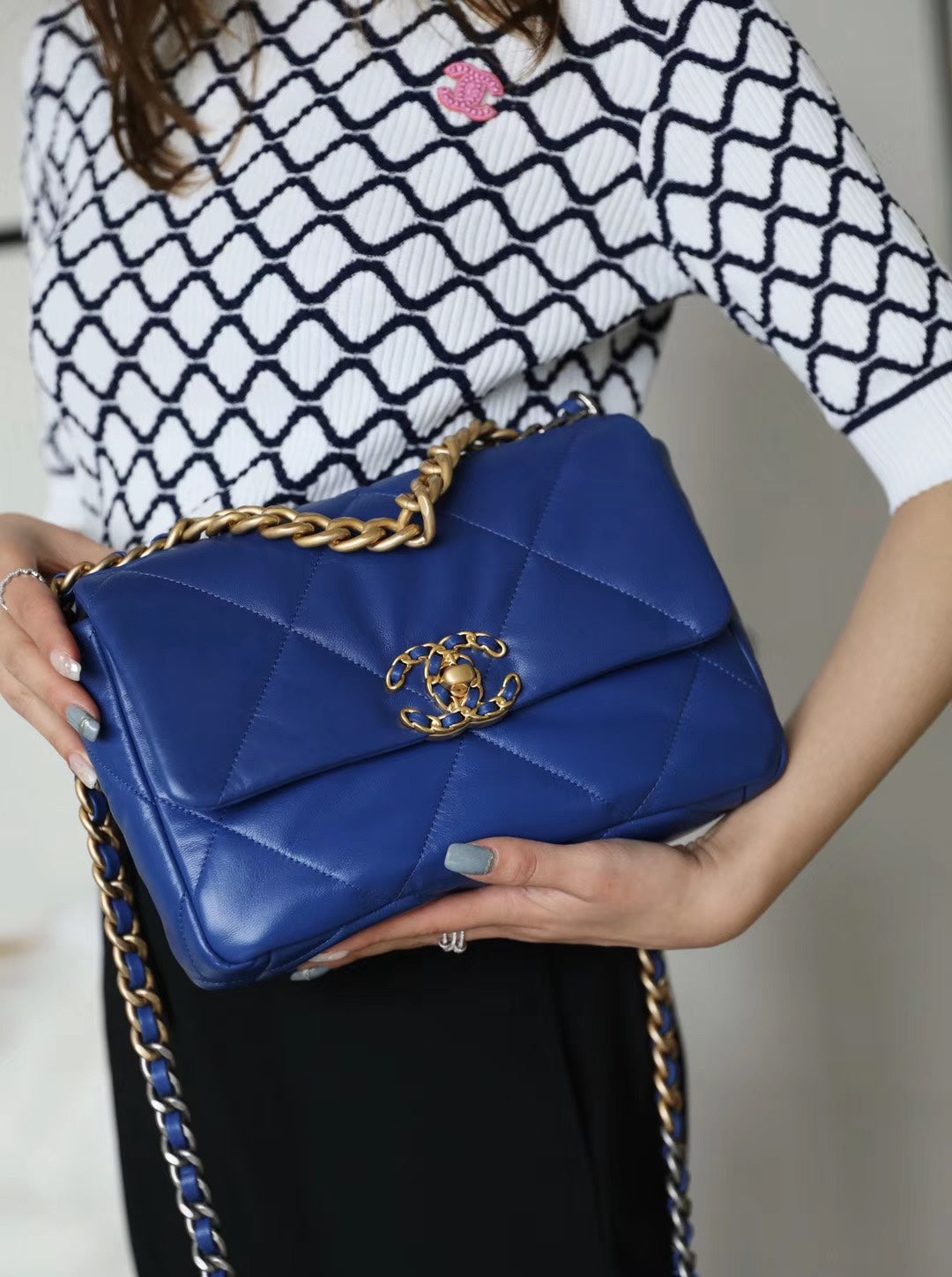 Chanel 19Bag-小號電光藍