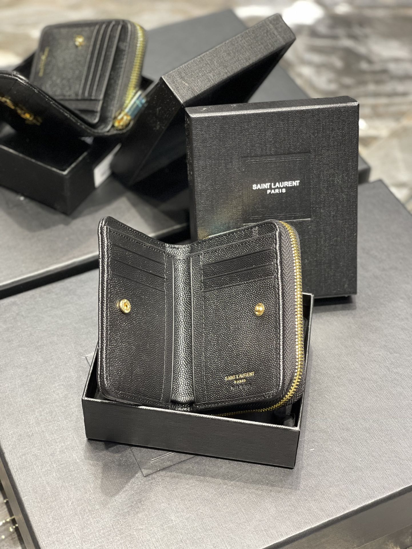 YSL 拉鍊短夾 黑色金扣