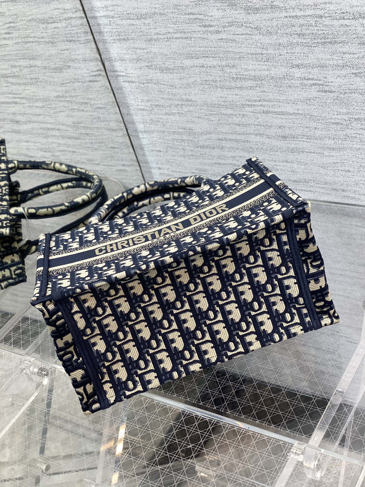 Dior Book Tote-新款小號 26.5 x 21 x 14 cm-深藍老花