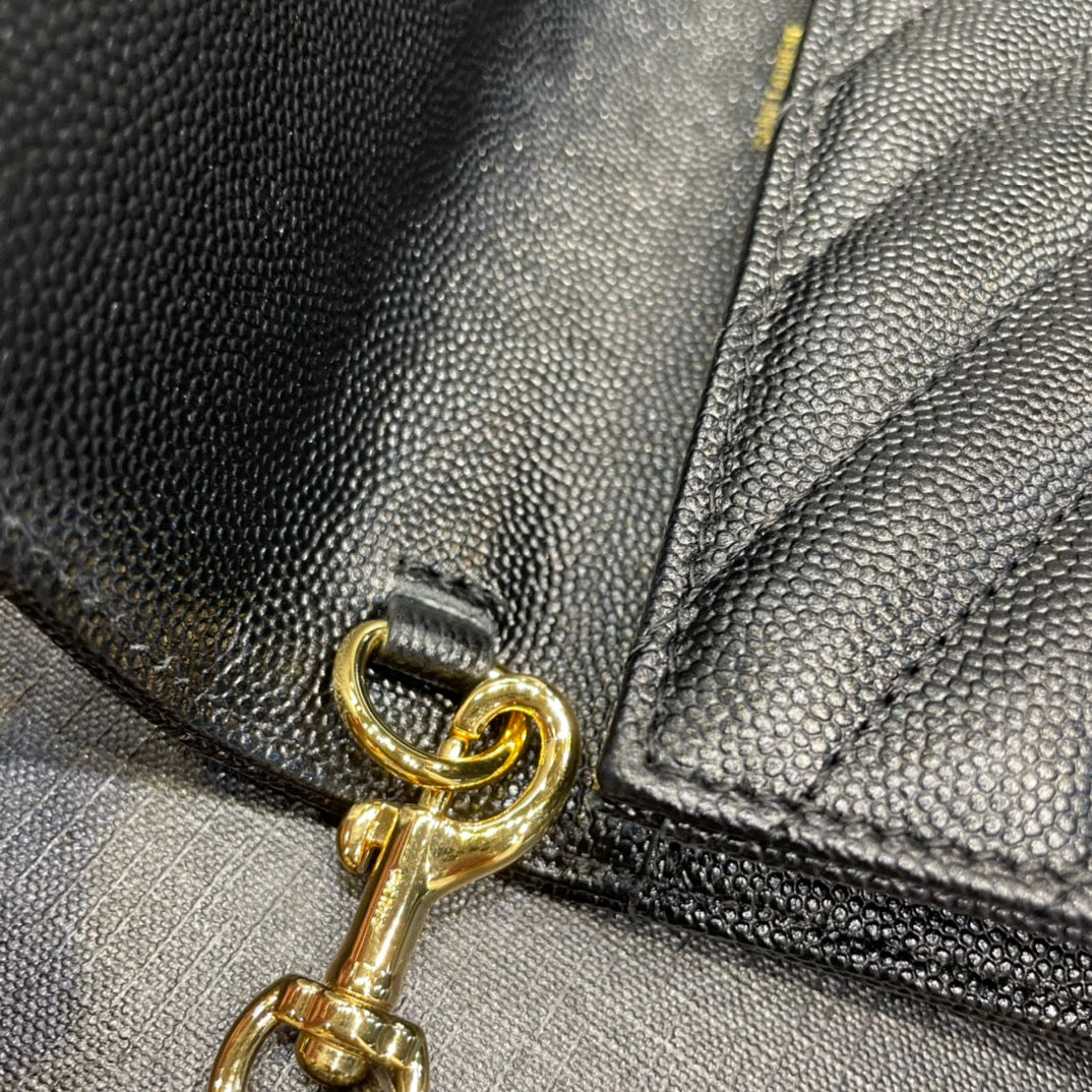 YSL_魚子醬手拿包-黑色金扣