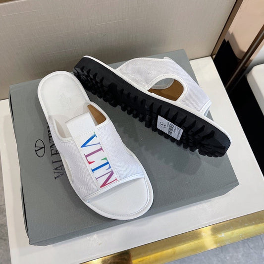 Val-2022新款 牛皮拖鞋 白色