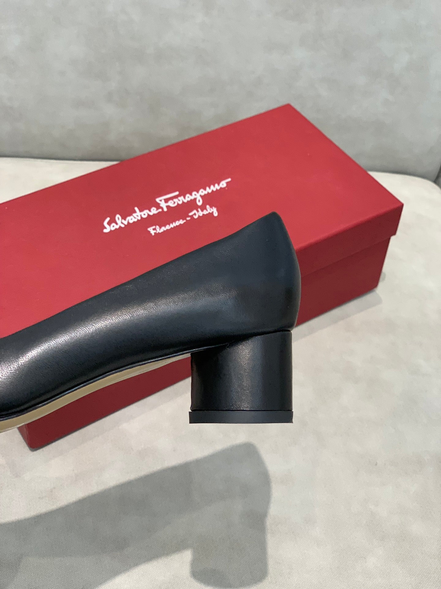 Salvatore Ferragamo鞋-菲拉格慕 VARA蝴蝶結 粗低跟鞋