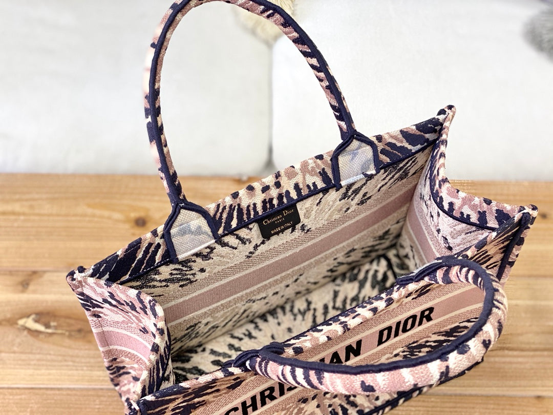 Dior Book Tote-小號36.5cm-萬花筒