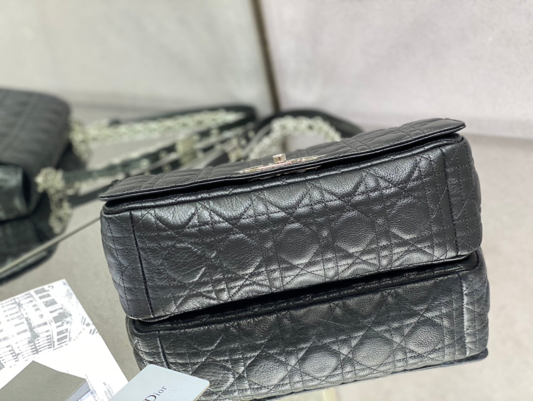 Dior Caro 大號28cm-黑色銀扣小牛皮