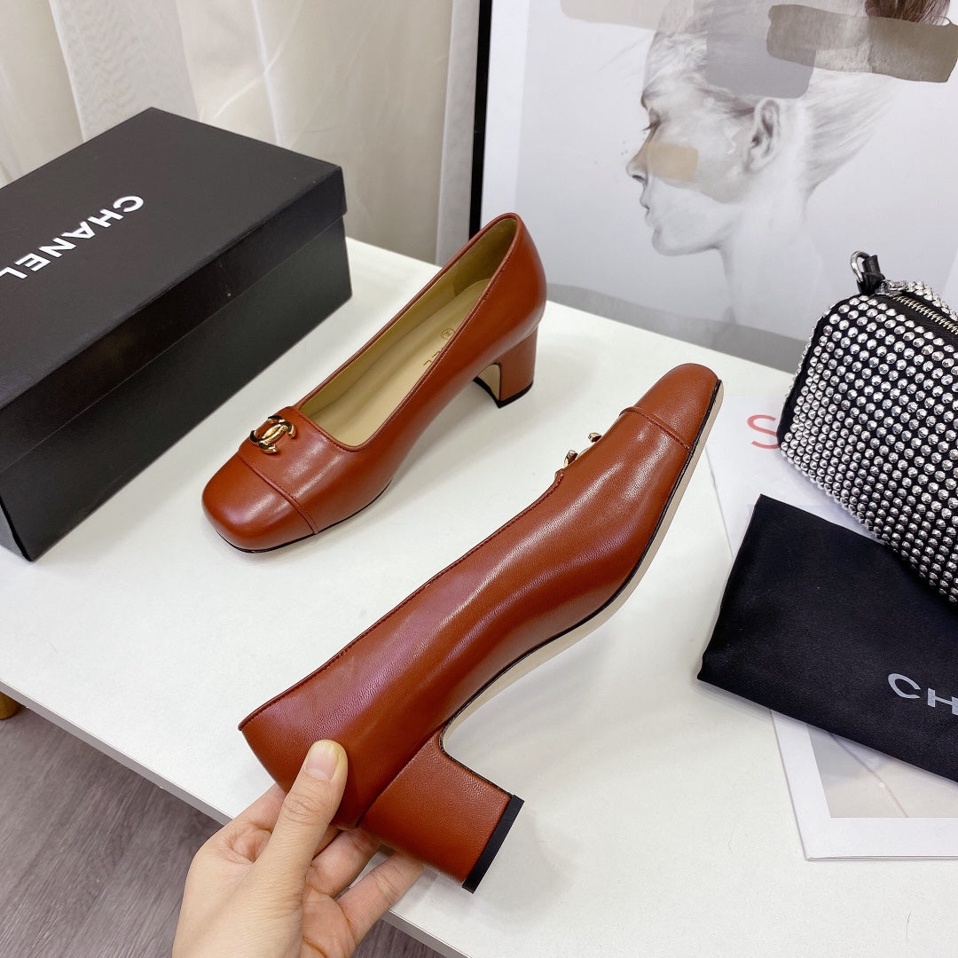 小香家-經典粗跟鞋 米蘭走秀主推款 5cm