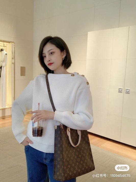M45848 路L家-Sac Plat手袋 手提包 上身照