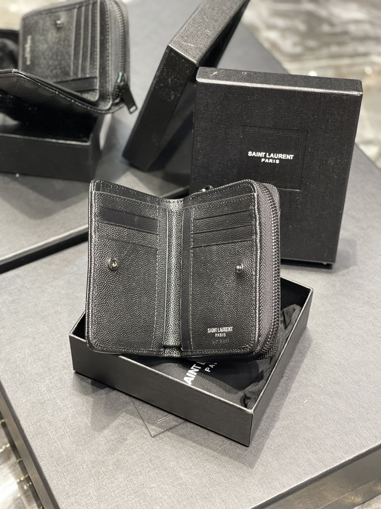 YSL 拉鍊短夾 黑色黑扣