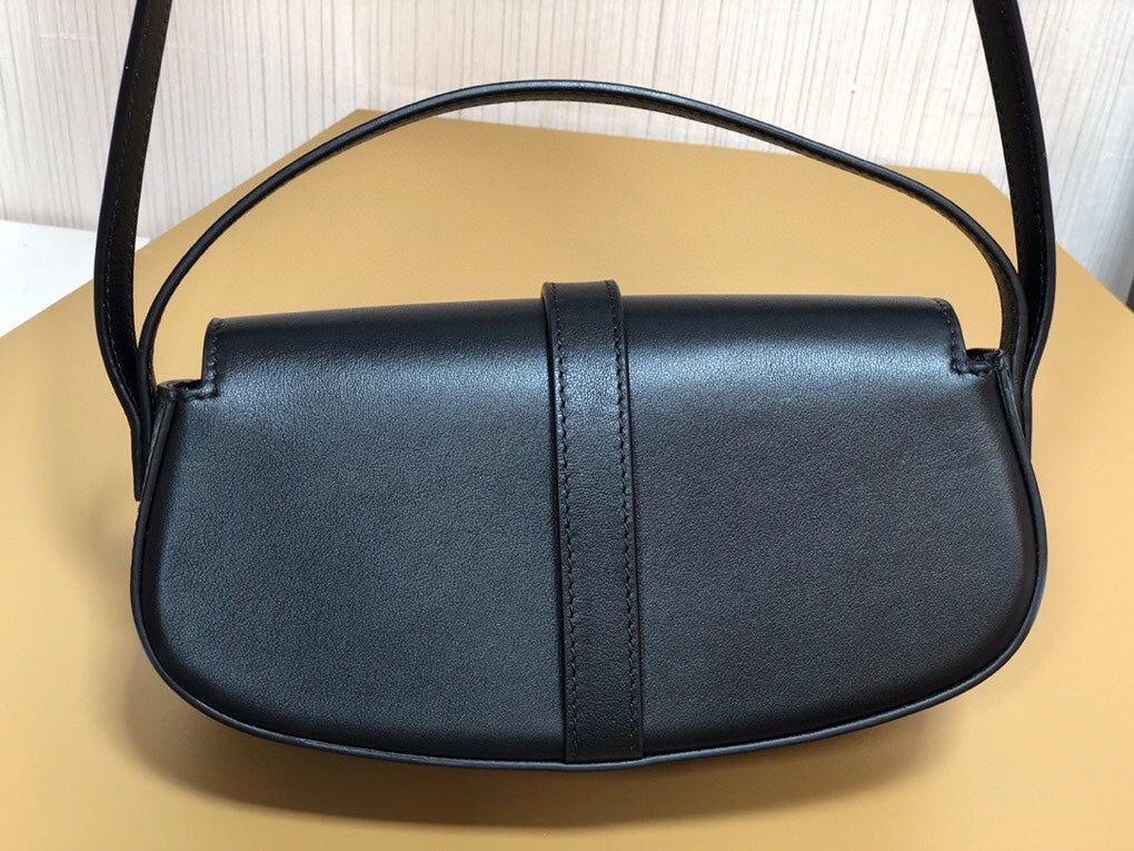 賽C家-Mini Tabou Clutch 鎖頭飾腋下包 黑色 平紋牛皮革