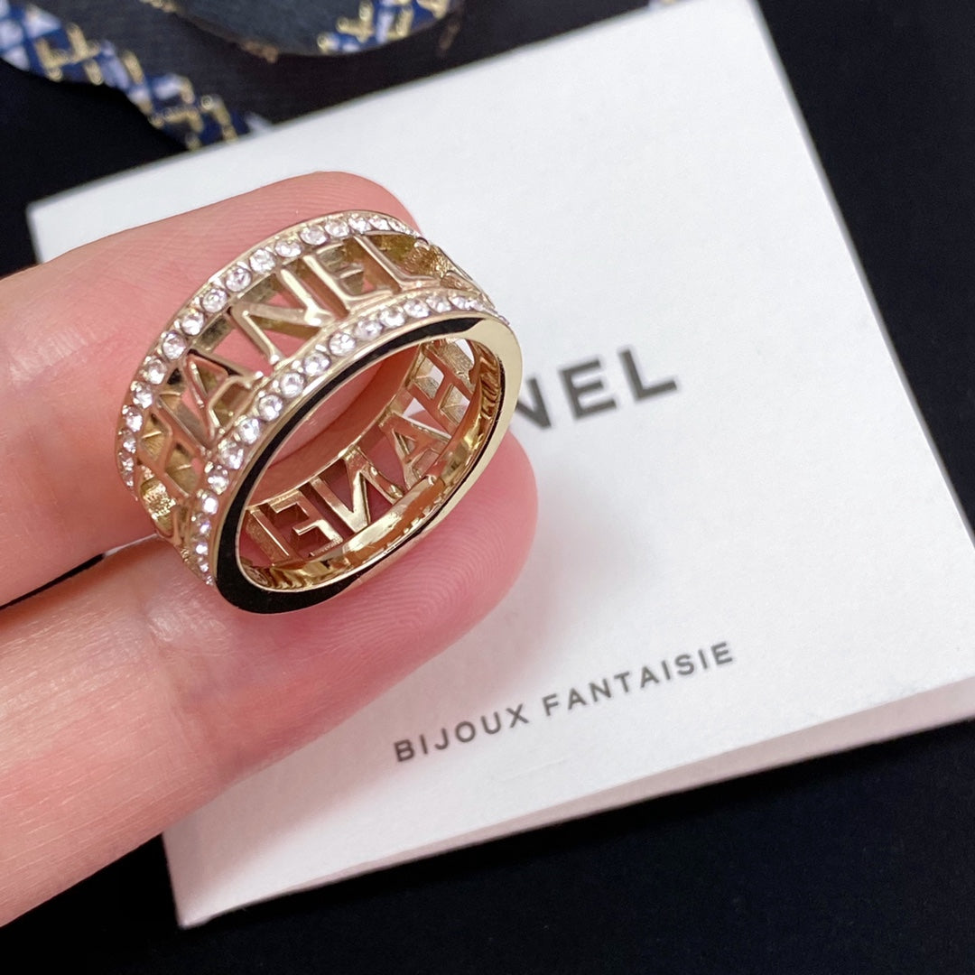 Chanel 戒指