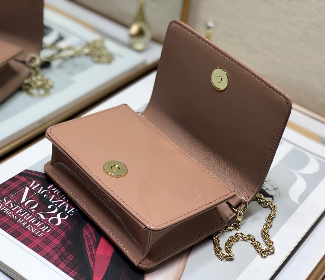 Dior Lady Dior Nano 鏈條卡包／腰包
