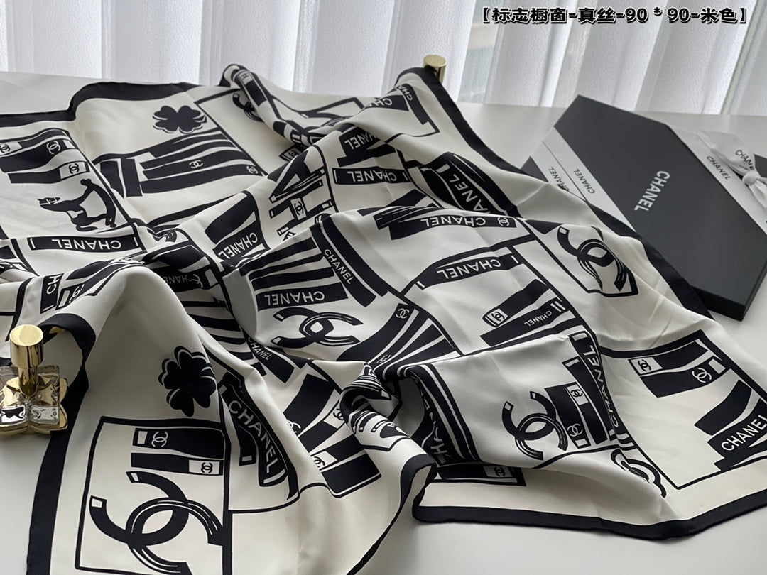 小香家-標誌櫥窗 90真絲方巾