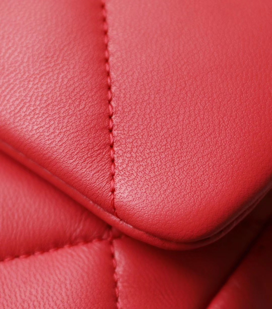 Chanel 19Bag-小號珊瑚紅