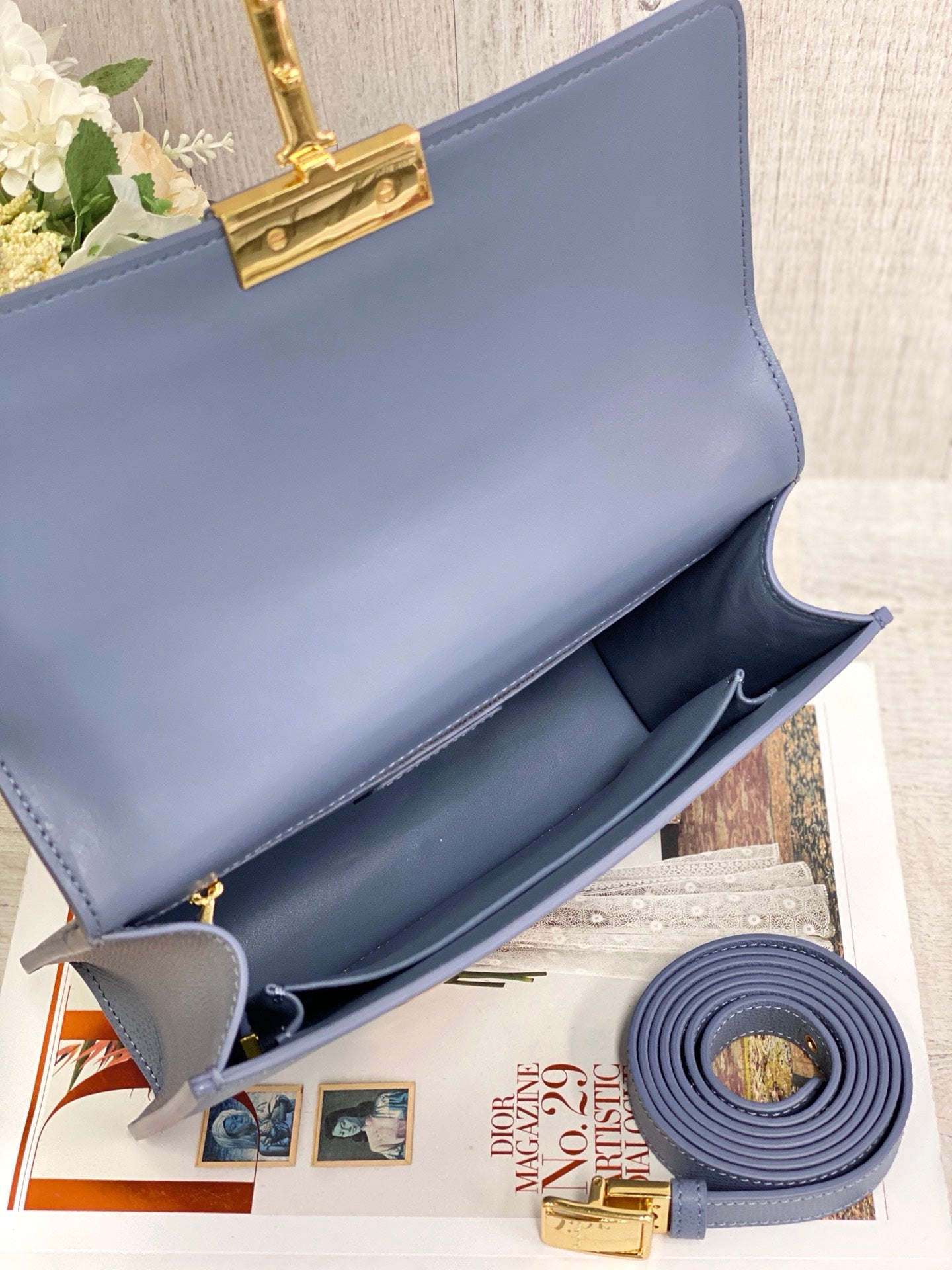 Dior 蒙田 30 Montaigne系列-24cm-金扣-牛皮手掌紋-海藍色