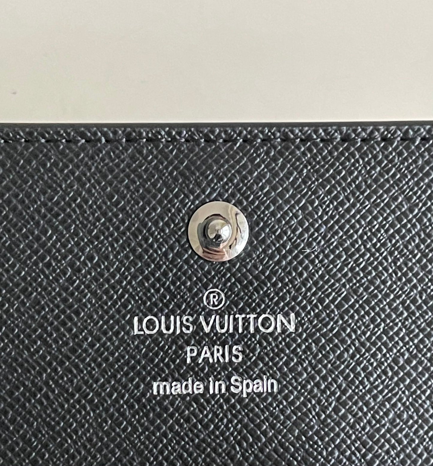 LV M63338 黑花卡包／名片夾