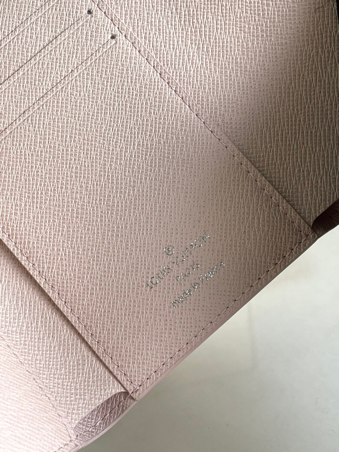 LV M62946  Victorinen三折短夾