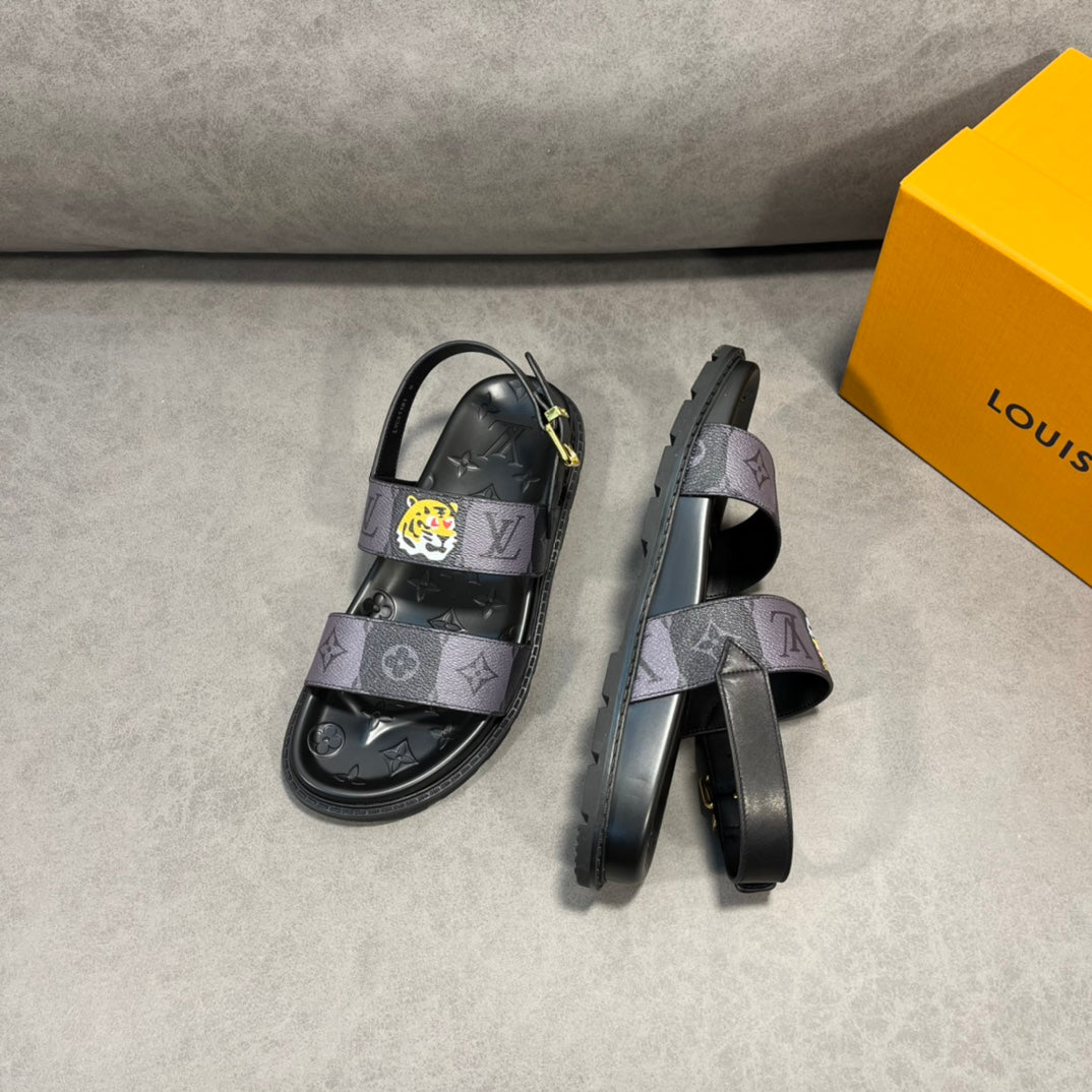 Lou-2022春夏新款 虎圖涼鞋