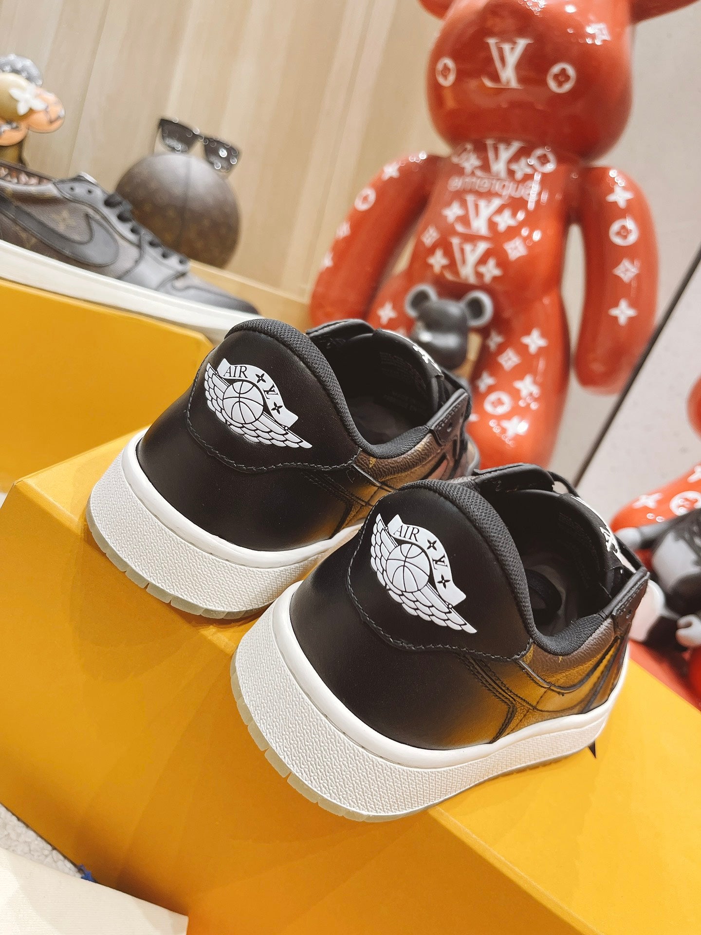 LV鞋-LV x NIKE聯名鞋