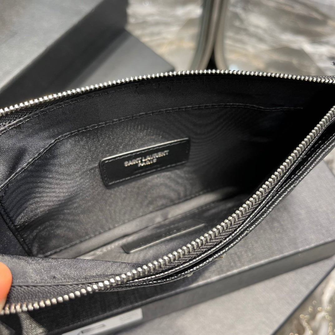 YSL 拉鍊手拿包 扁長夾 黑色銀扣