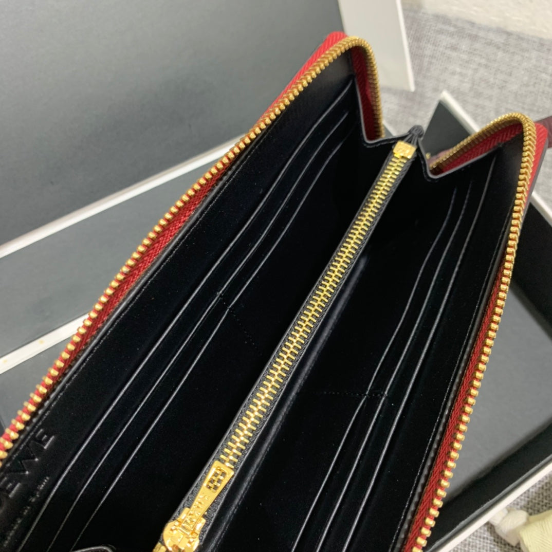 Loewe Puzzle zip around wallet 拉鍊長夾