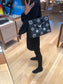 M45495 路L家-Onthego Tote 包 中號 上身照