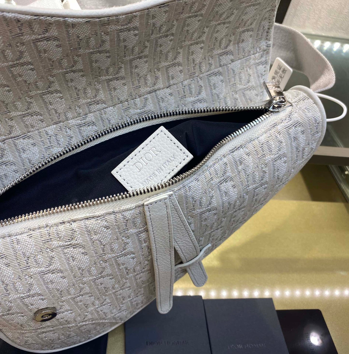 Dior Saddle 馬鞍包-2020男款 白色老花