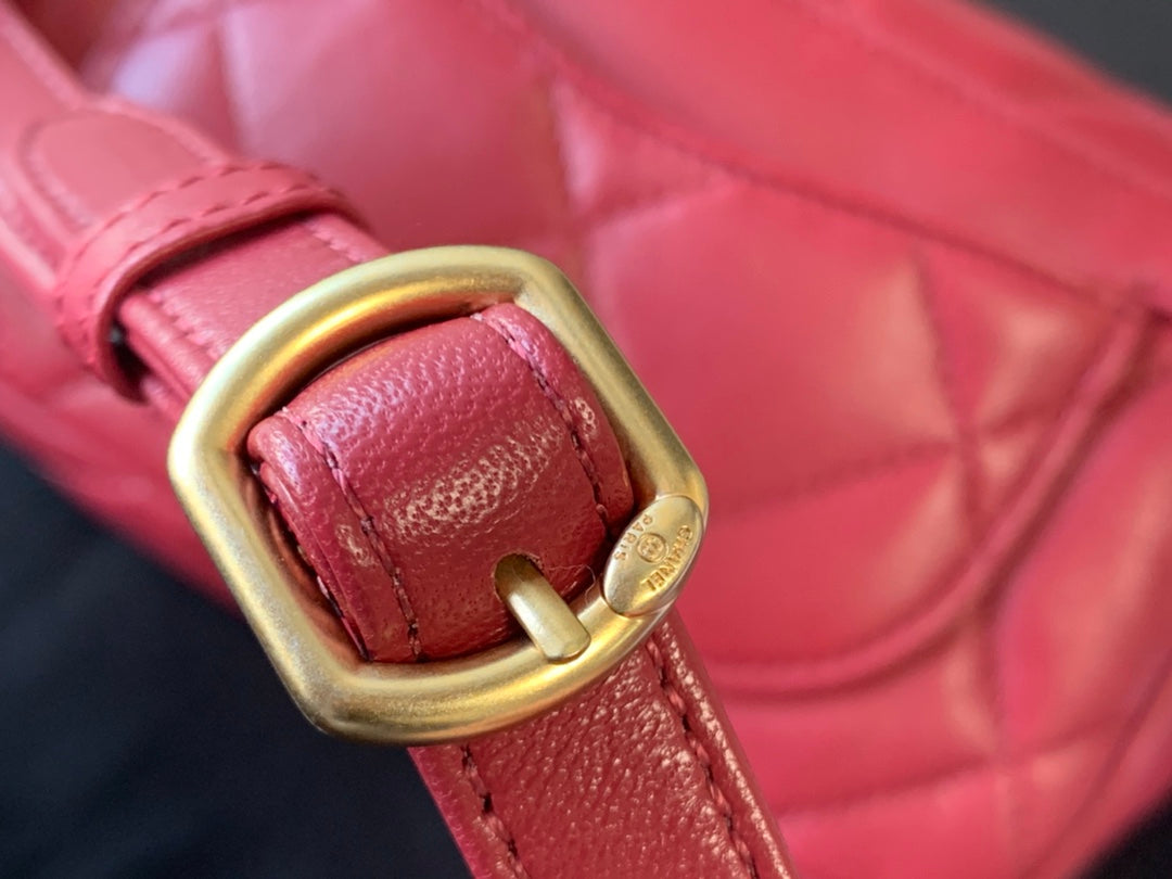 Chanel 19Bag系列腰包-紅色