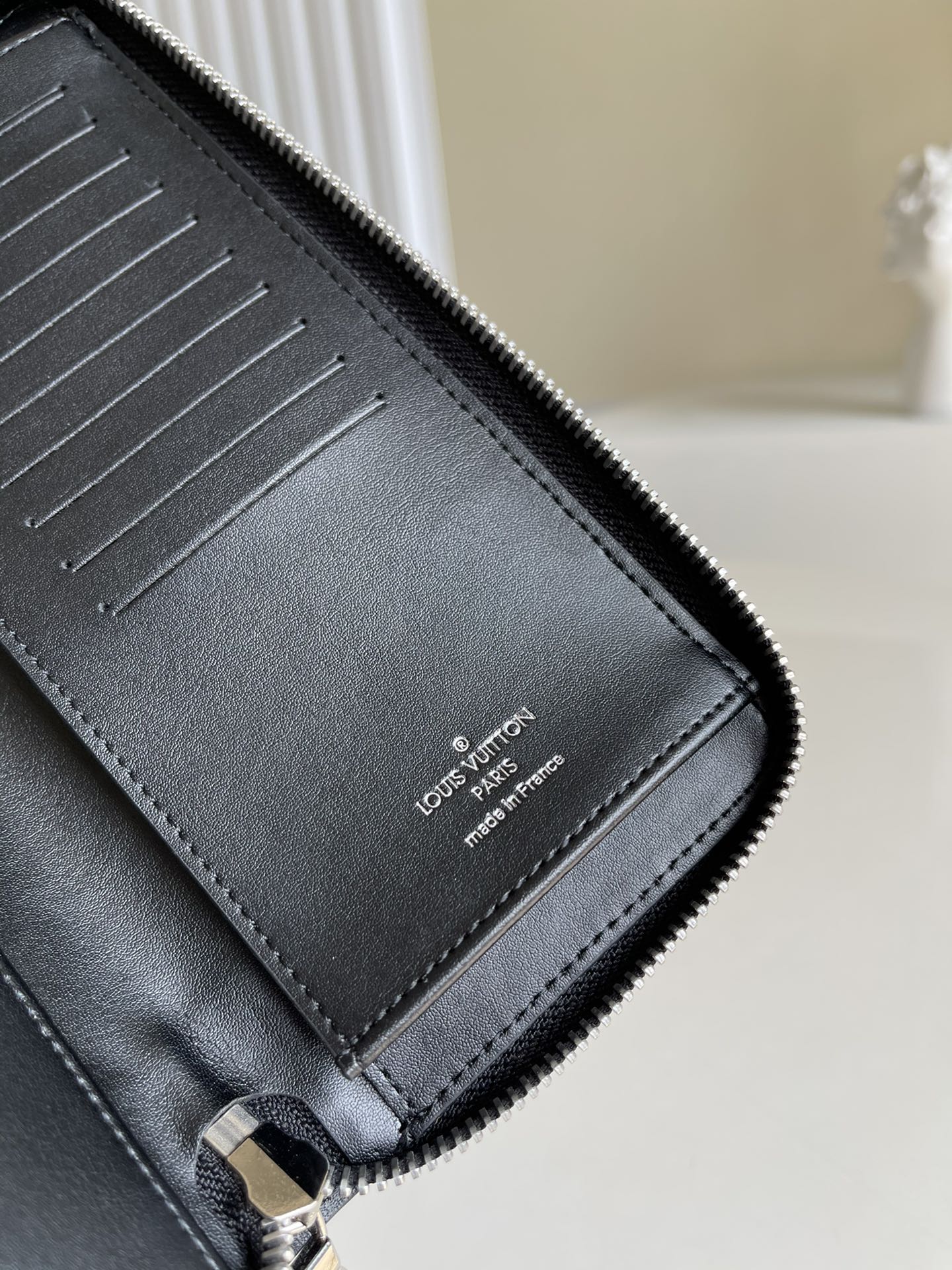 LV M60442 藍格 Zippy Vertical 男款長夾