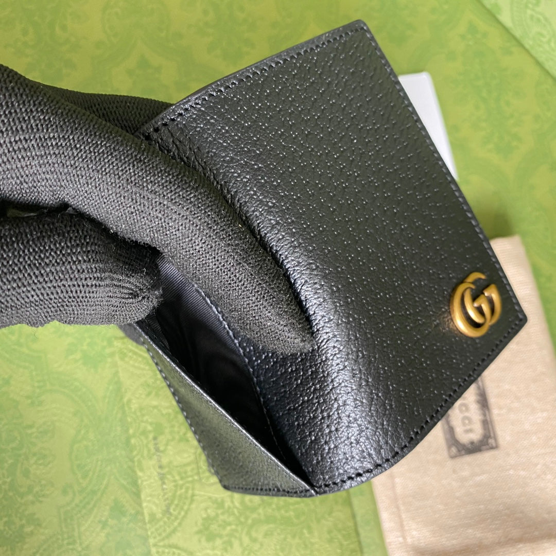 Gucci 牛皮卡包