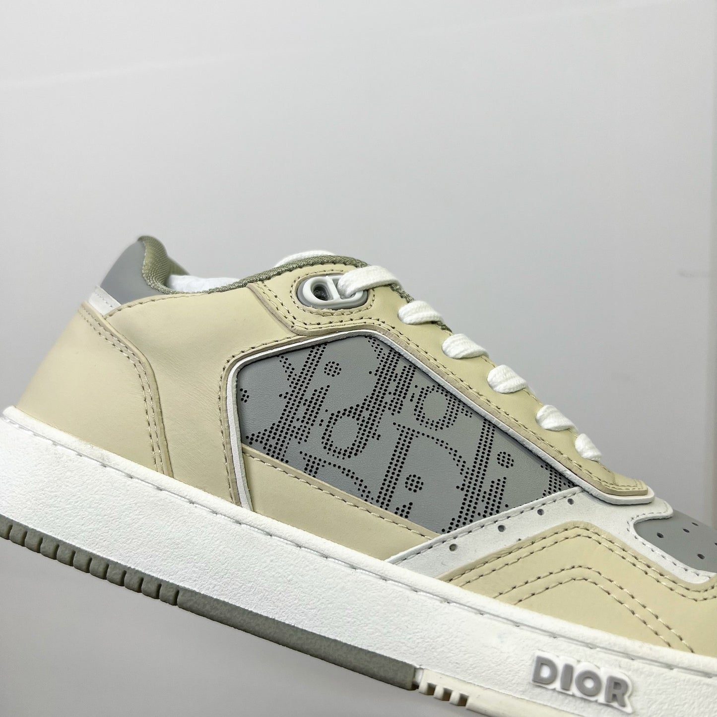 Dio-2022新款 經典款板鞋 杏色