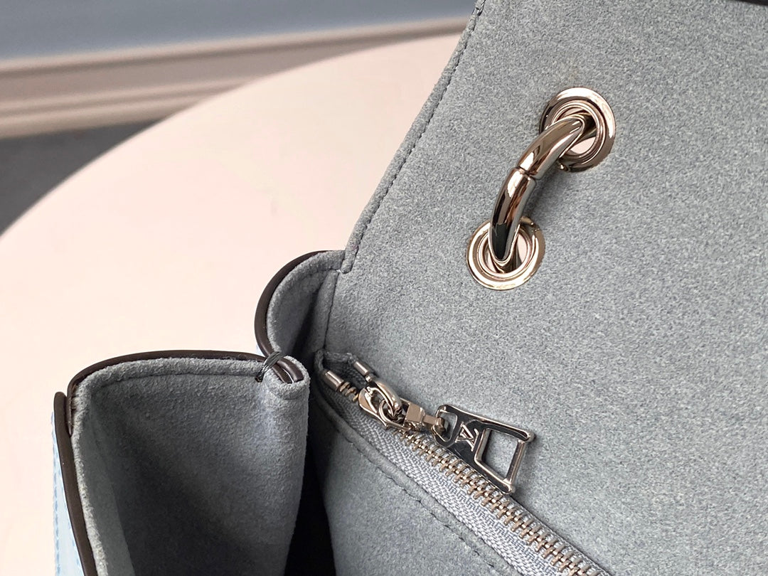M55981 路L家-Pochette Grenelle 手袋 藍色