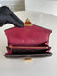 LV M58413 紫紅老花 信封式Pallas錢夾