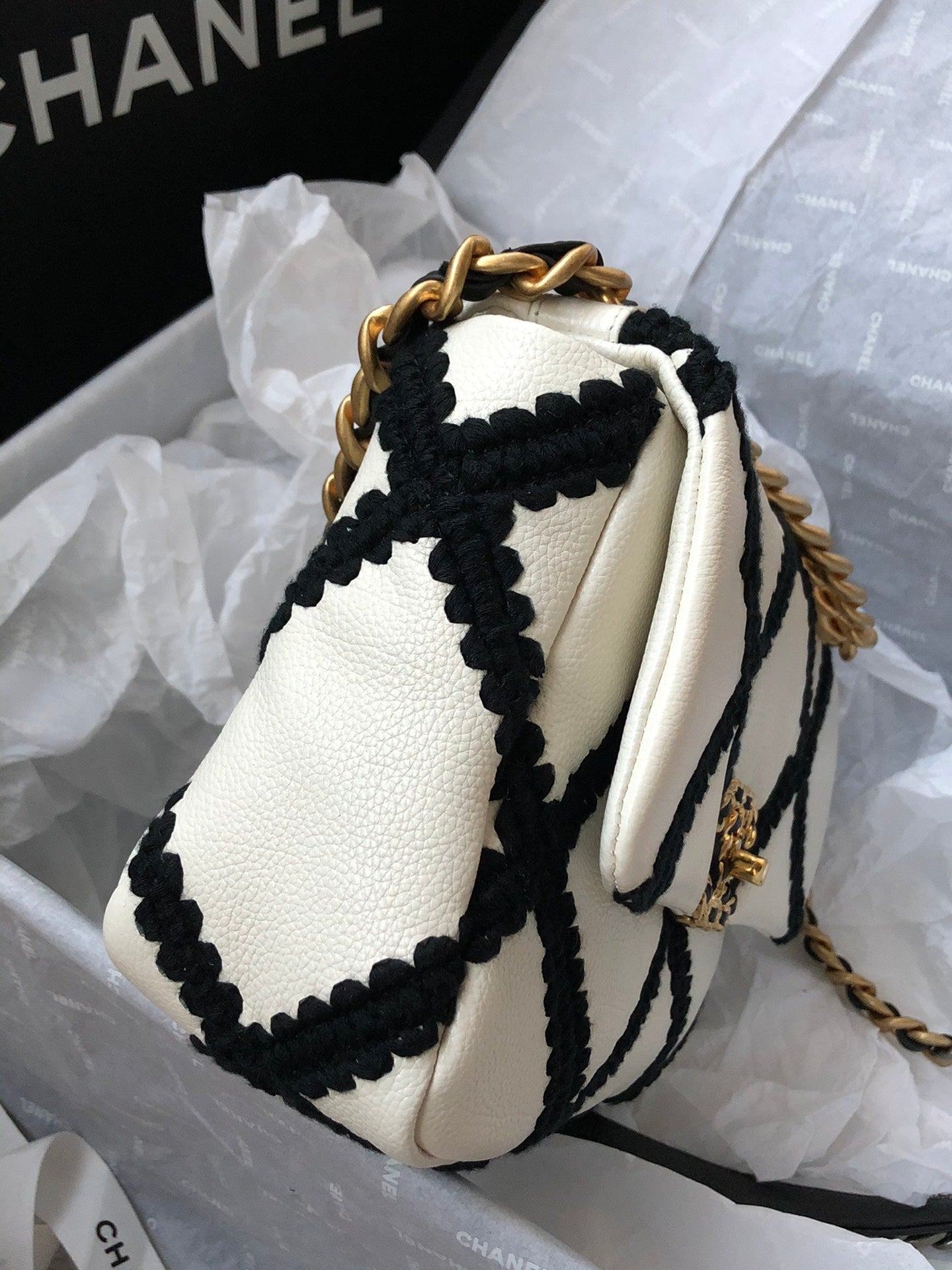 Chanel 19Bag 牛皮款-黑白格紋