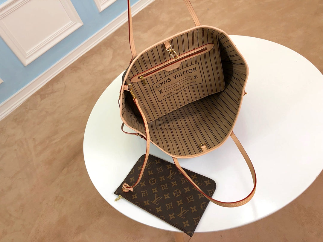 M40995 路L家-Neverfull 經典手袋