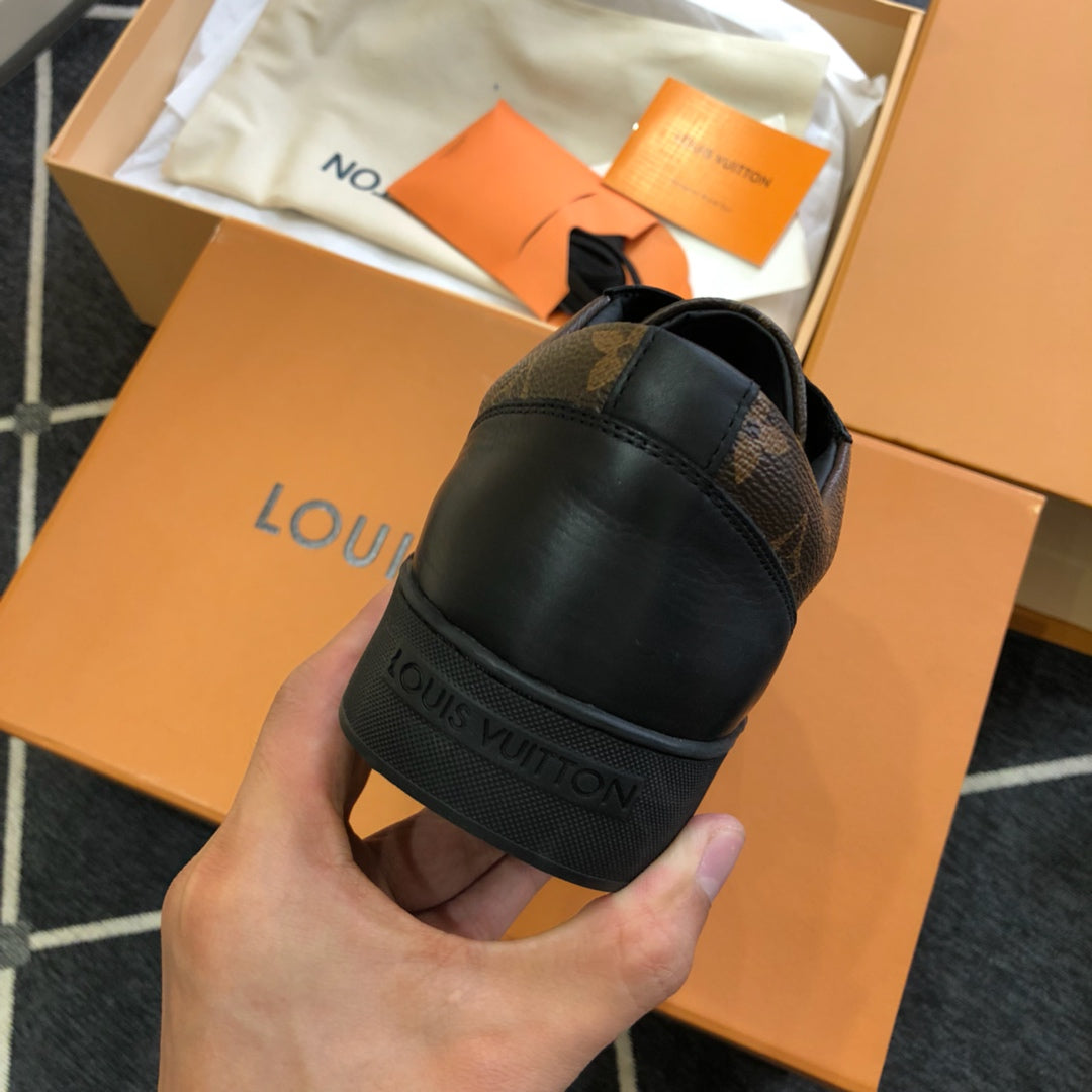 Lou-板鞋 休閒鞋 老花紋咖色