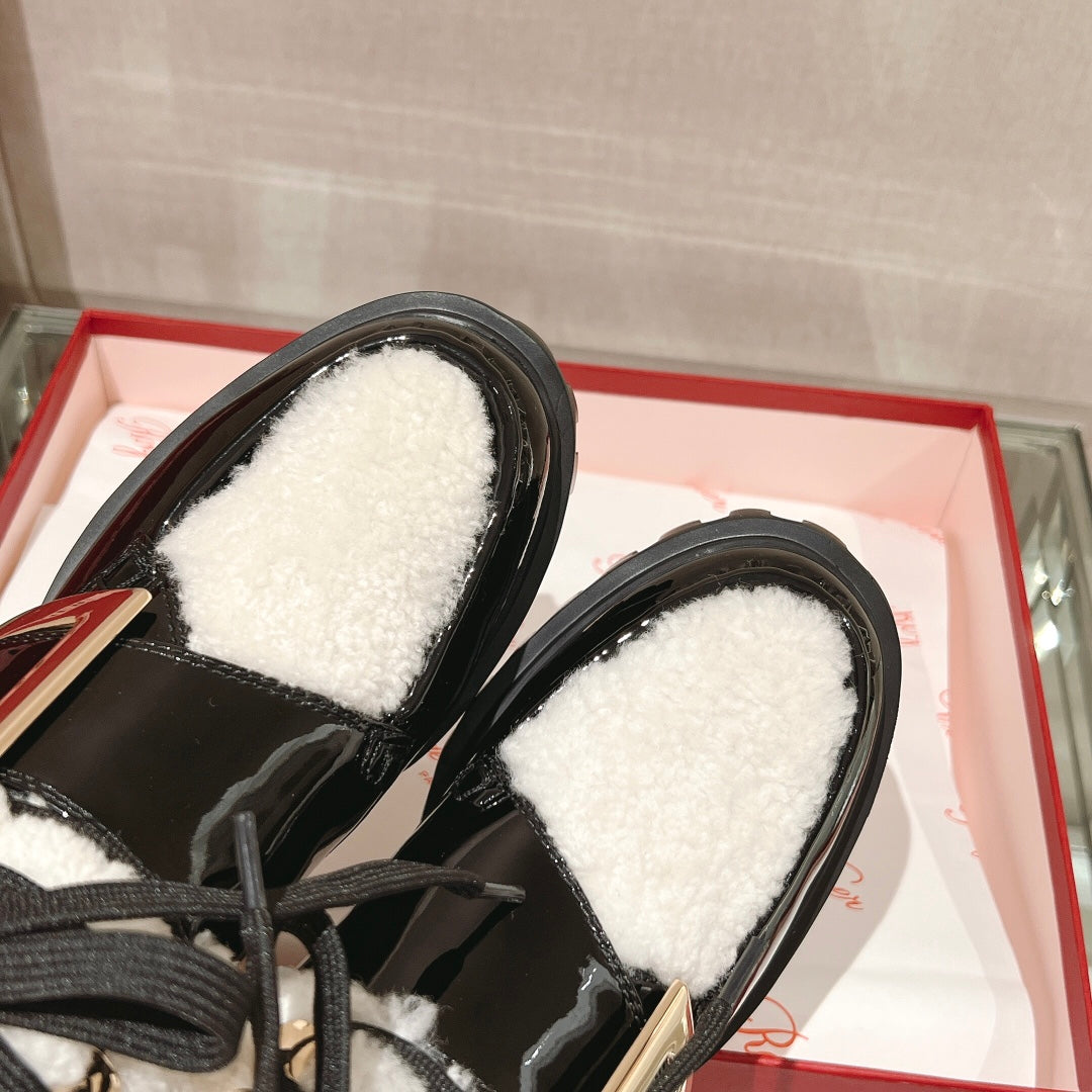 R方扣頭鞋-2022FW 厚底羔羊毛短靴
