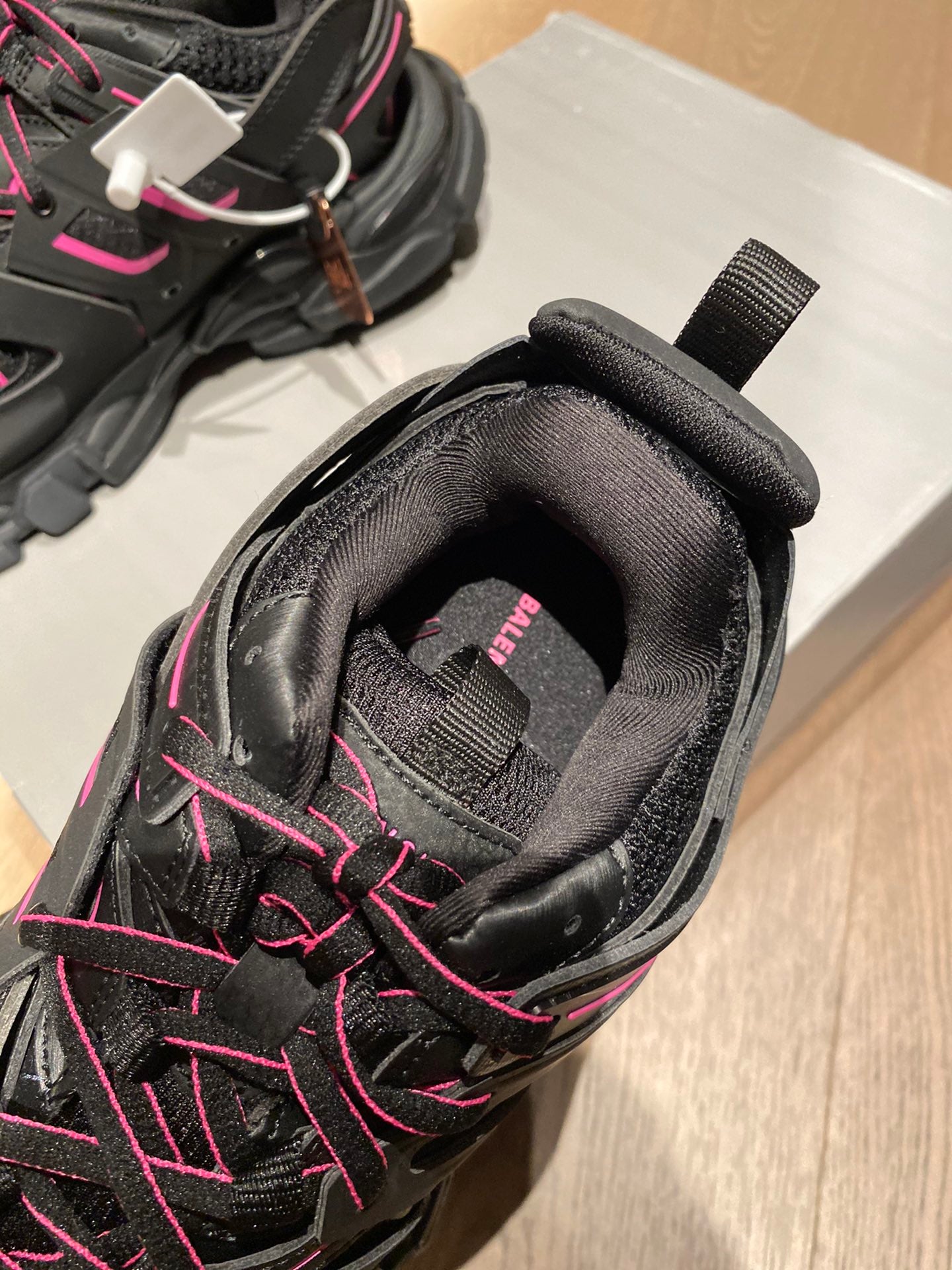 Balenciaga 巴黎世家-老爹鞋
