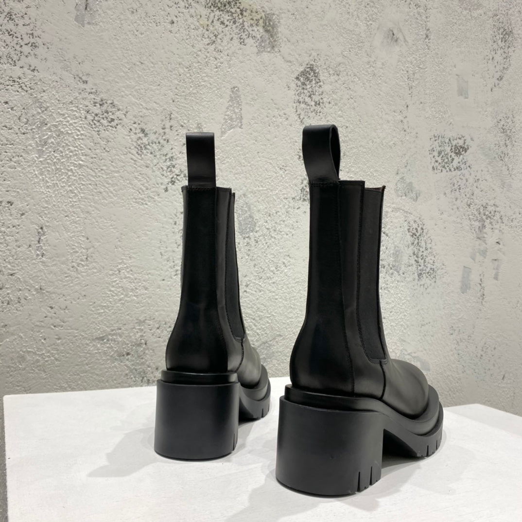 B編織-22ss 靴子（35-39，40-41可訂製）