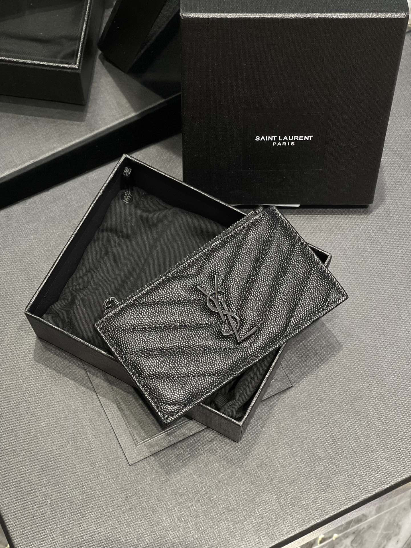YSL 新品卡包_黑色黑扣