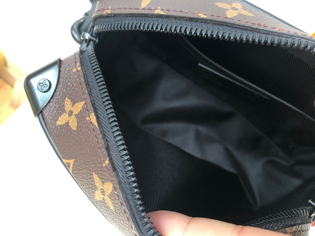 M44480 路L家-MINI SOFT TRUNK 男女同款