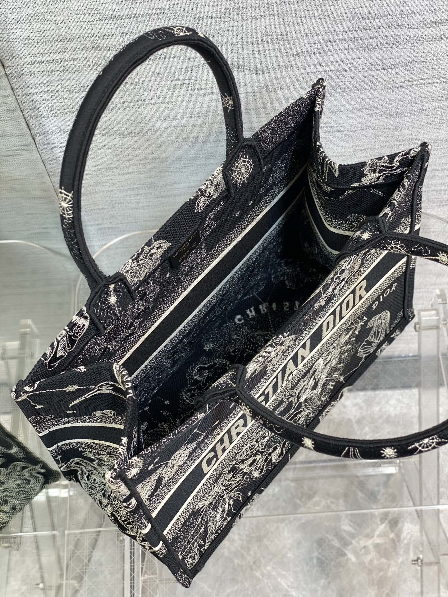 Dior Book Tote-小號36.5cm-星座系列