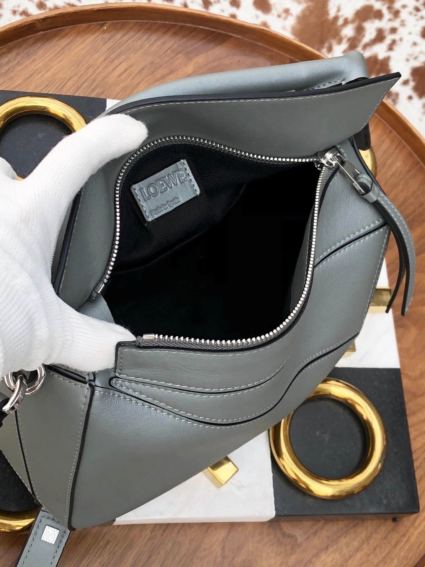 羅L威-2020春季新品 Puzzle bag 小牛皮 小號