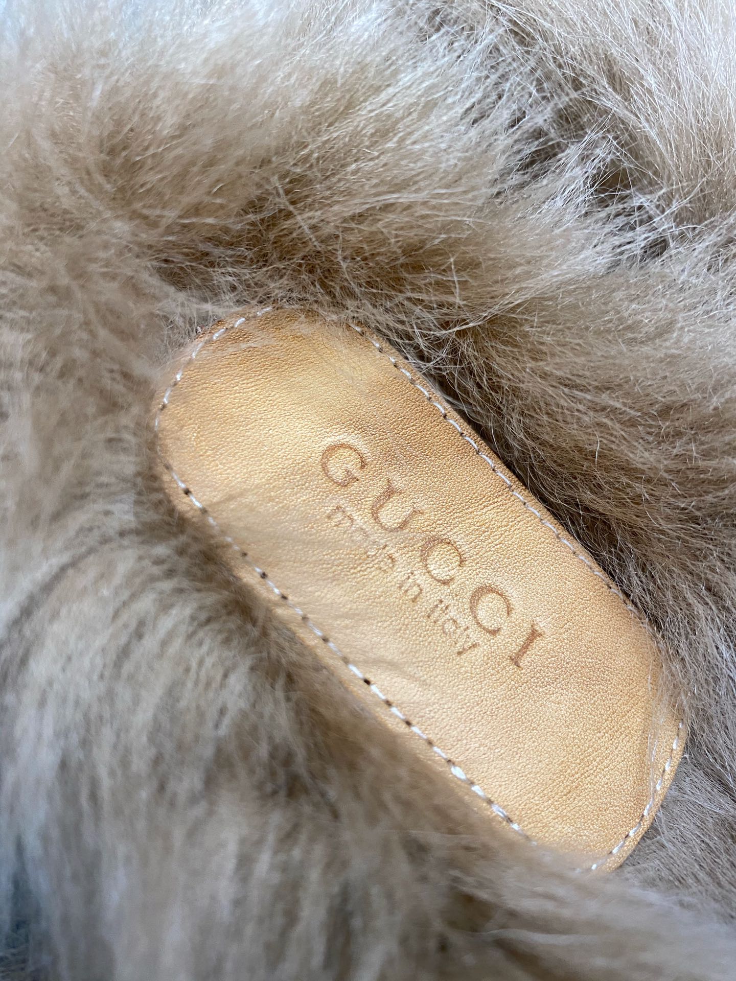 古G家-2020專櫃 最新走秀款 毛毛拖鞋 石頭紋黑色