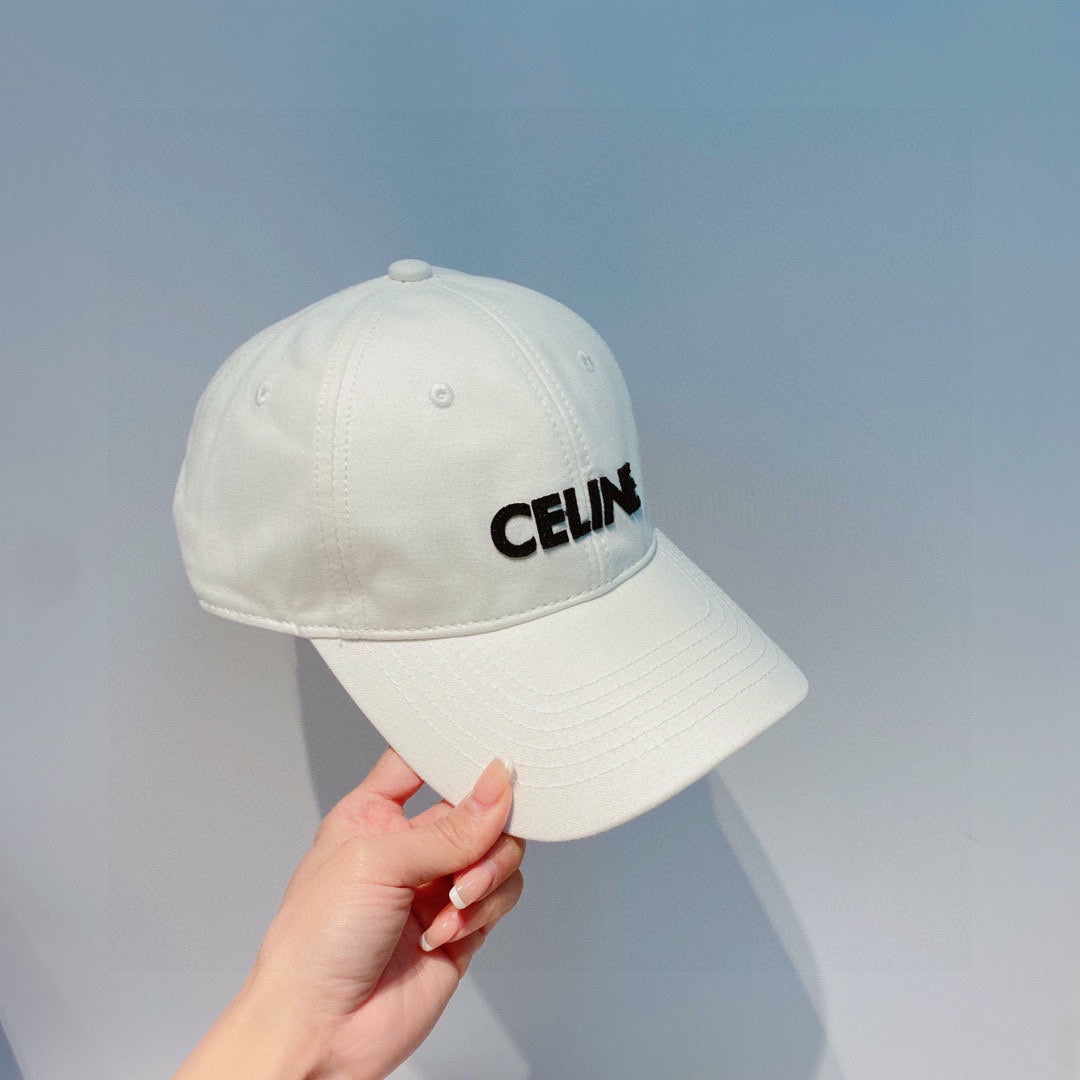 賽C家-白色棒球帽