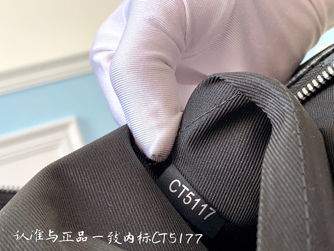 M43186 路L家-新版 後背包